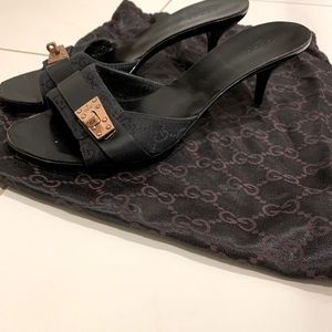 Gucci monogram canvas kitten heel black